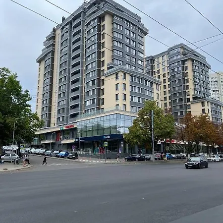 Apartment Park House Chisinau